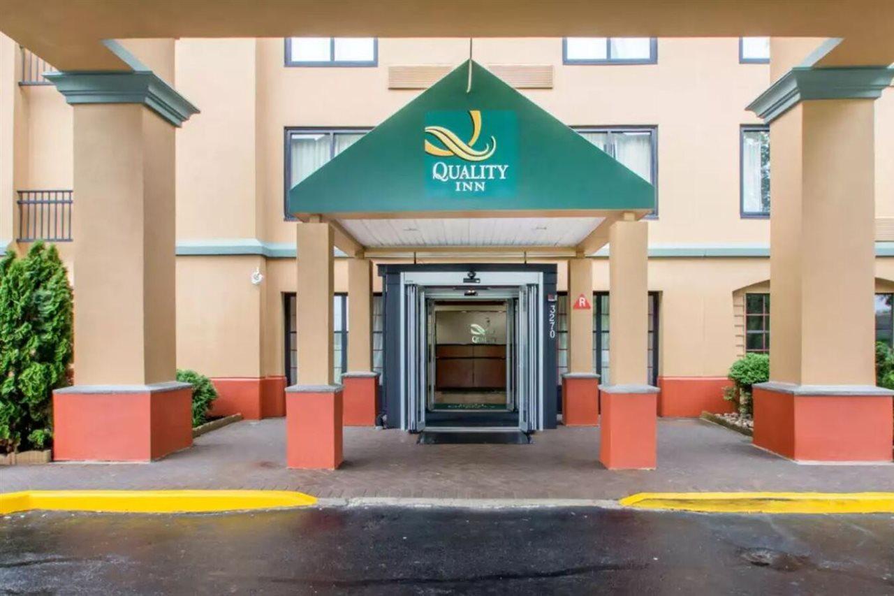 Quality Inn Near Princeton Lawrence Exterior photo